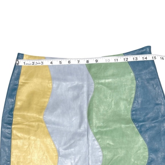 Le Lis Faux Leather Mini Skirt Women's Med Colorful Wave Blue Yellow Green - Picture 5 of 9